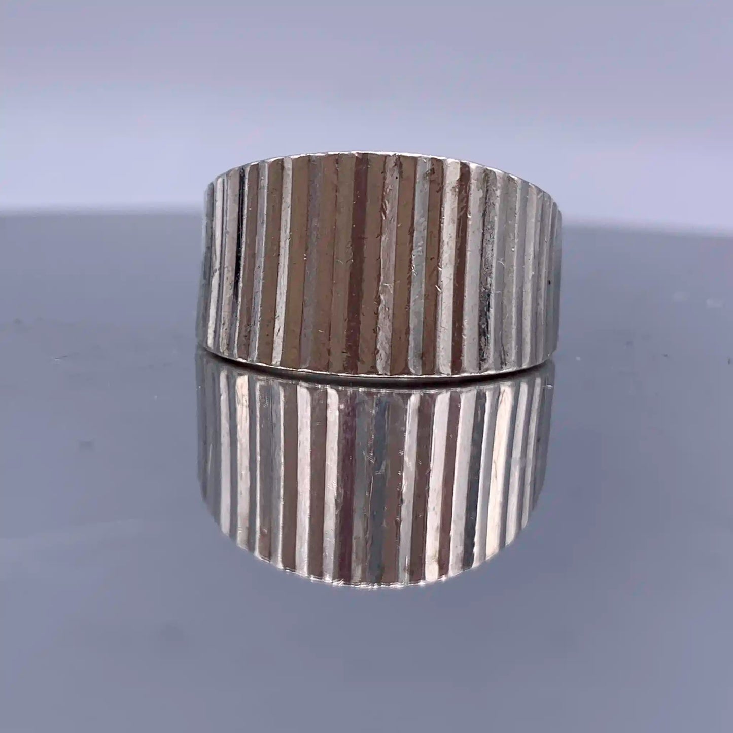 Vintage Sterling-Silver Ring - Modernist Style - Hand-Me-Diamonds