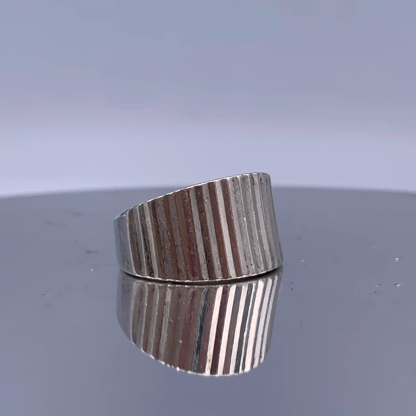 Vintage Sterling-Silver Ring - Modernist Style - Hand-Me-Diamonds