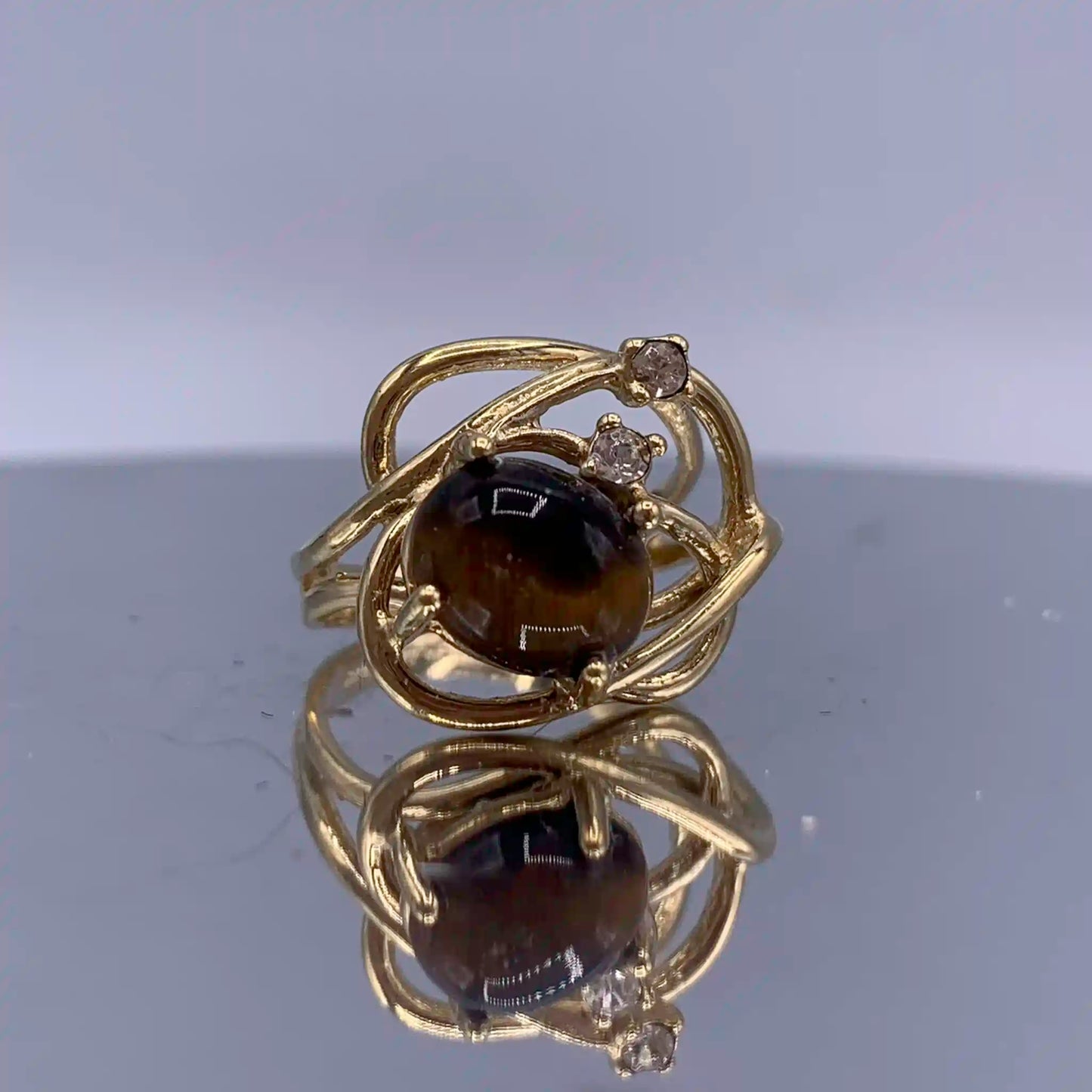 Vintage Sterling-Silver Chrysoberyl Cabochon Open-Work Ring - Hand-Me-Diamonds