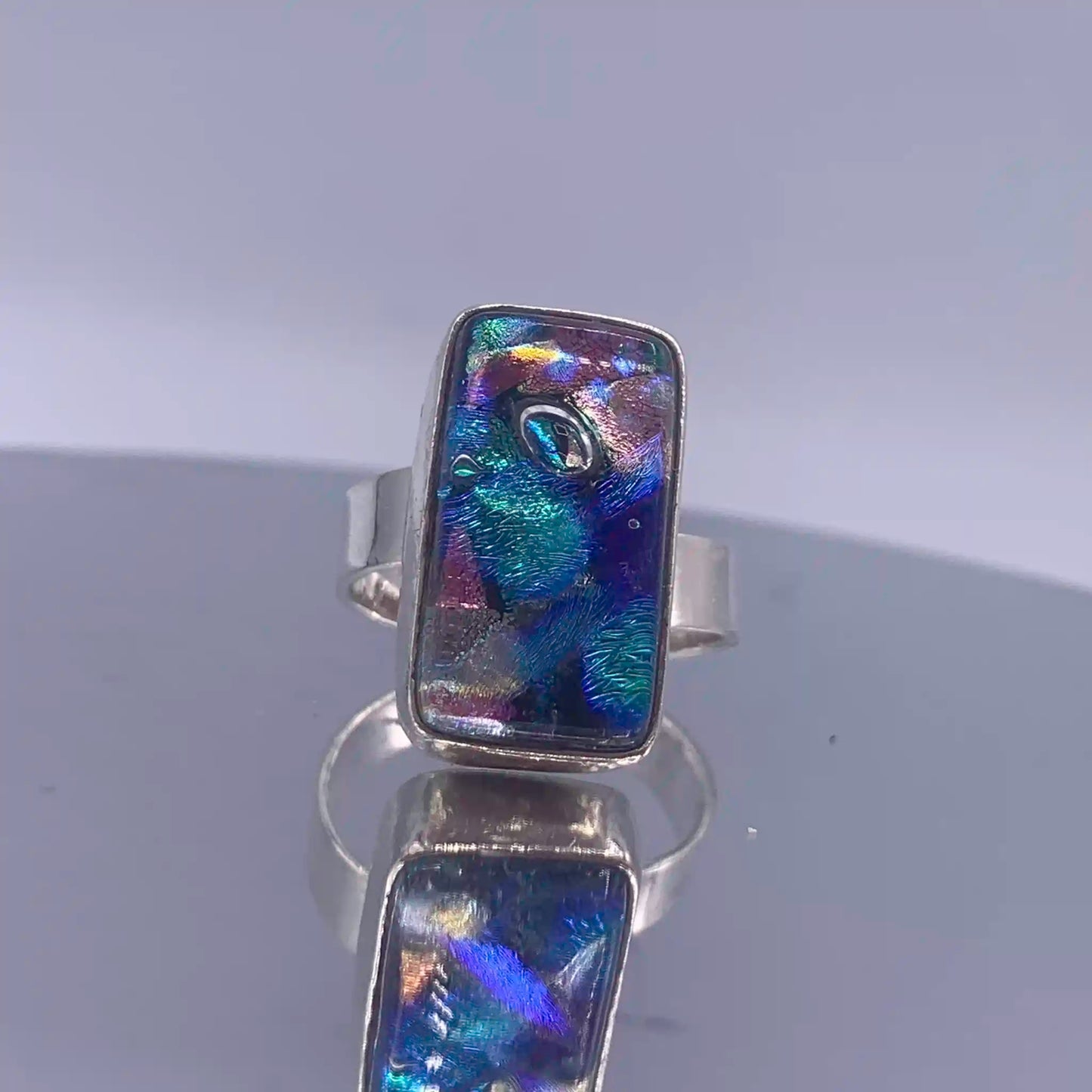 Vintage Sterling-Silver Resin Ring Size 7 - Hand-Me-Diamonds