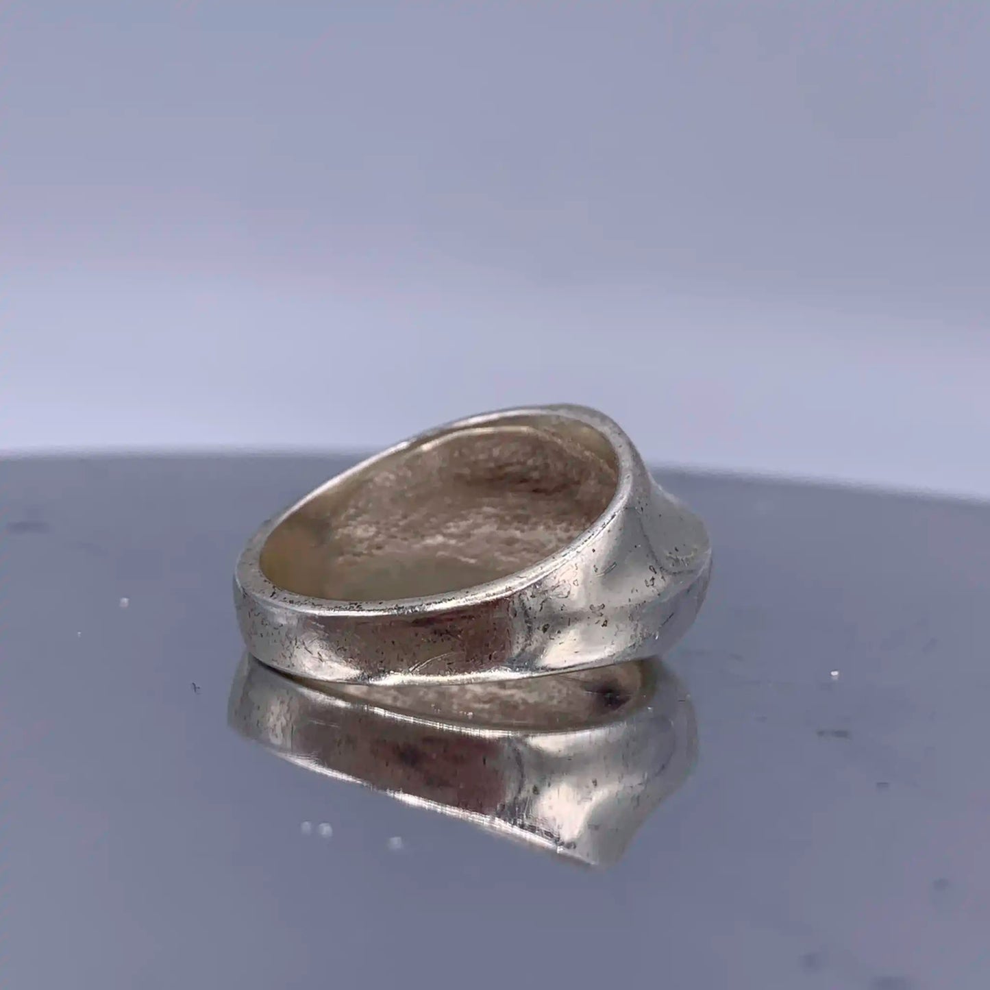 Solid Sterling-Silver Vintage Ring - Hand-Me-Diamonds