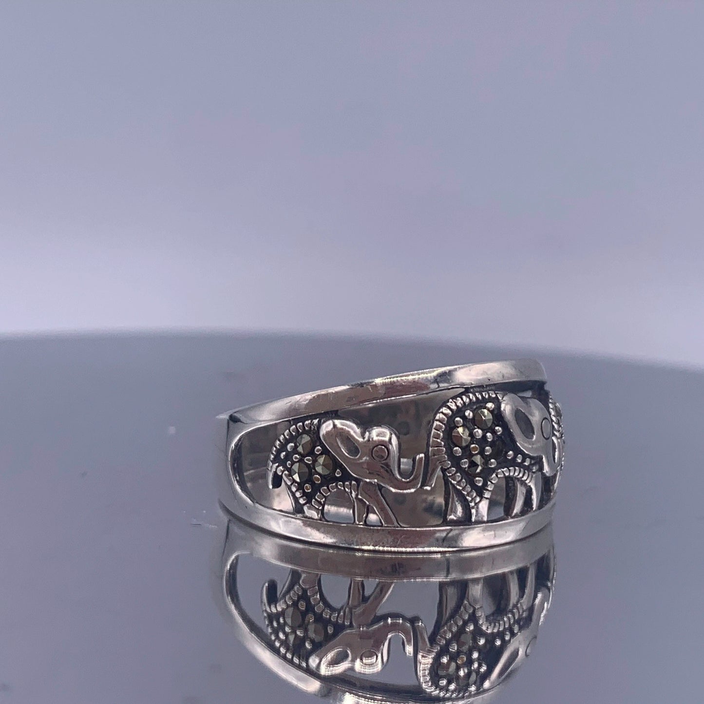 Vintage Sterling Silver-Elephant Ring - Hand-Me-Diamonds