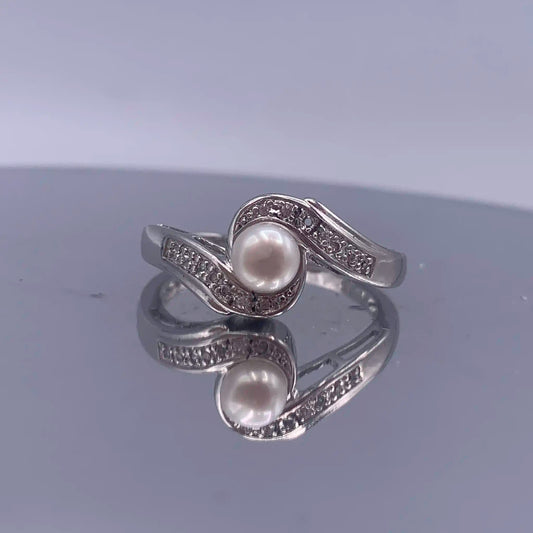 Vintage Sterling-Silver Pearl Ring - Hand-Me-Diamonds